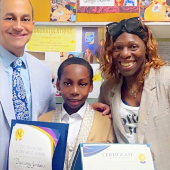 FYI: . In my apartment. Discount items. - Picture 10 of 15